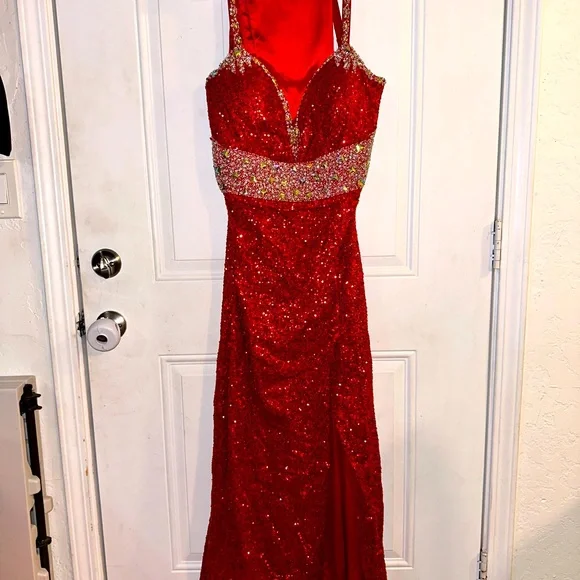 open lace back dress Red Sparkly Sequins Short Tight Homecoming Dresses VK23071903 – Vickidress